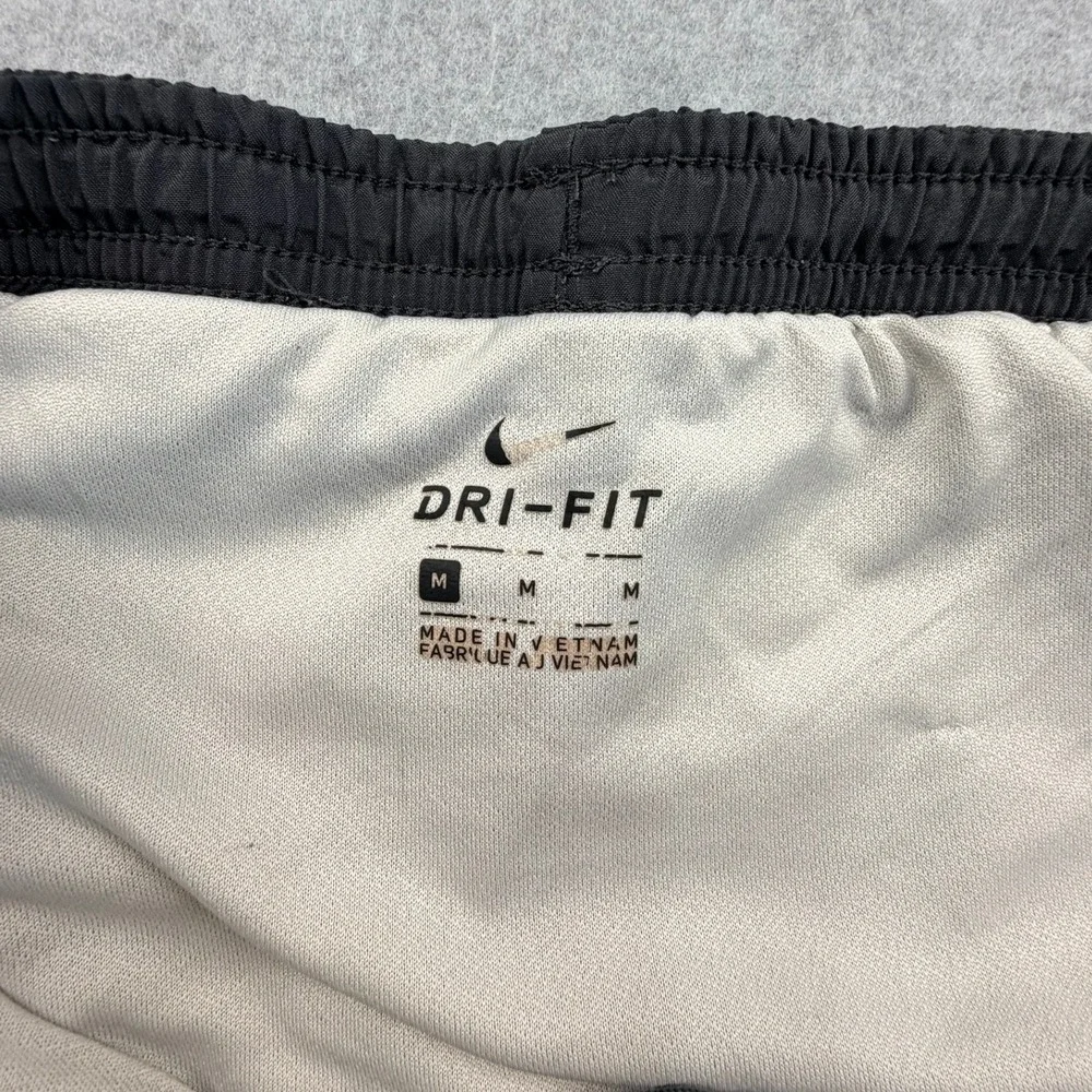 Nike Dri-FIT Womens Running Shorts Black Mesh Trim Size M 3 Inch Inseam